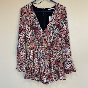 NWT Francesca's Mi Ami long bell sleeve floral ruffle detail romper Sz M